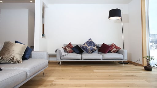 Hida Peaks Chalet Living room