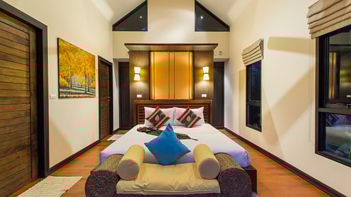 Hidden Villa Rawai Спальня 1