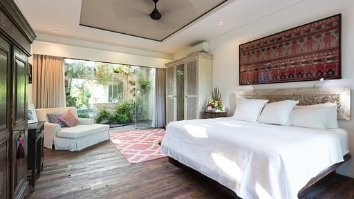 Hidden Villa Schlafzimmer 2