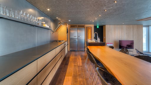 Hideaway on Escarpment Dining area