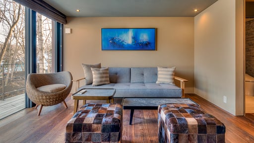 Hideaway on Escarpment Living room 2