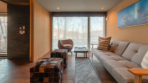 Hideaway on Escarpment Living room 2