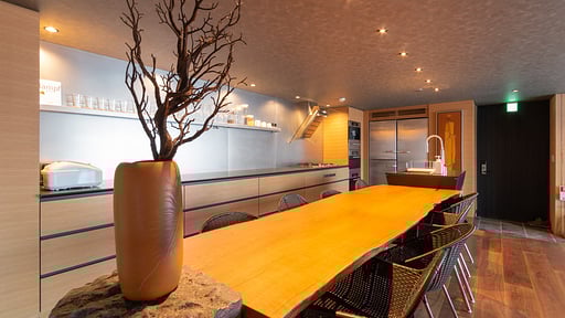 Hideaway on Escarpment Dining area