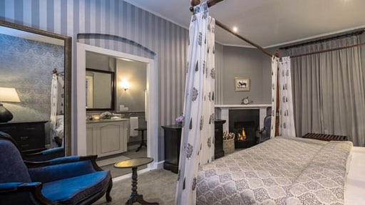 Hill Rise Luxury Villa & Stables Bedroom 3