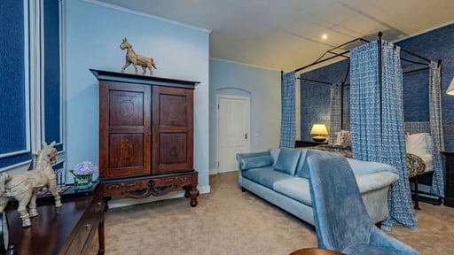 Hill Rise Luxury Villa & Stables Bedroom 2