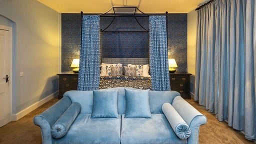 Hill Rise Luxury Villa & Stables Bedroom 2