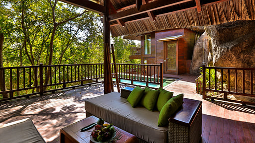 Hill Rock Pool Villas Salon