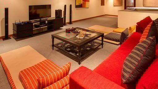 Villa Alpha Media room