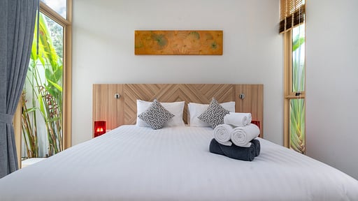 Himmapana Villa 2P Bedroom 2