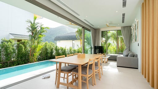 Himmapana Villa Hills 2 Dining area