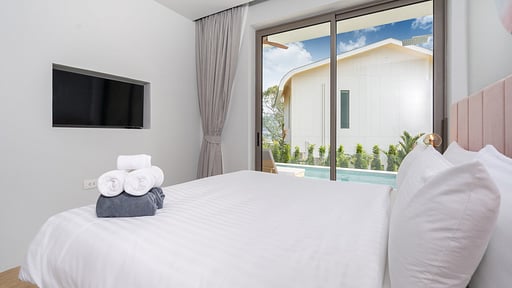 Himmapana Villa Hills 3B Bedroom 2