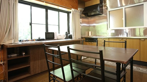 Hinoki Cabin One Dining area