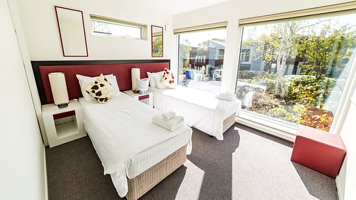 Hirafu House Shibumi Bedroom 1