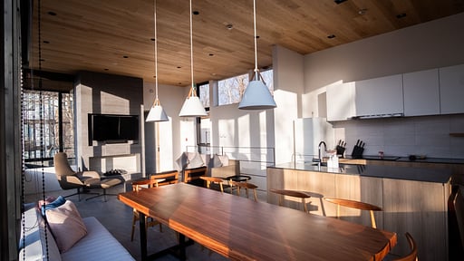 Hirafu Woods Dining area