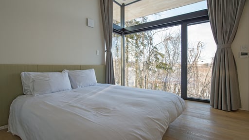 Hiyoku Chalet Bedroom 1