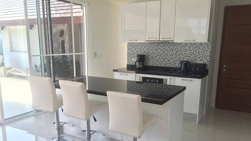 Villa Belle Choeng Mon Кухня