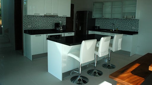 Villa Belle Choeng Mon Кухня