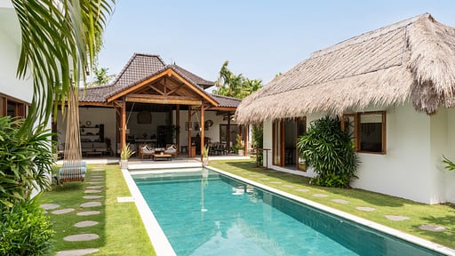 House of Bagera Schwimmbad