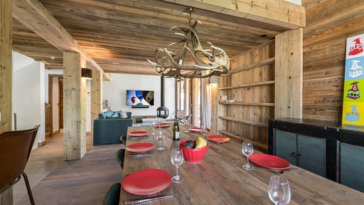 Chalet Hygge Dining area
