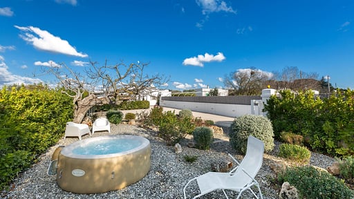 I Colmi Trulli Suites Jacuzzi