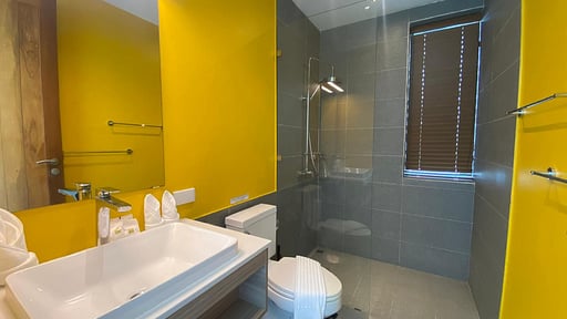 Idyllic V2 Villa Bedroom 1