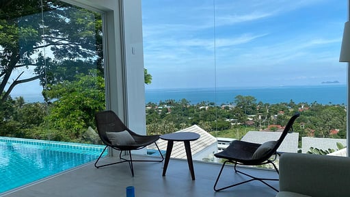 Idyllic V3 Villa Living room