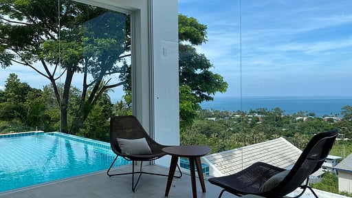 Idyllic V3 Villa Living room