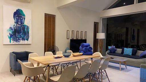 Villa Idyllic V5 Dining area