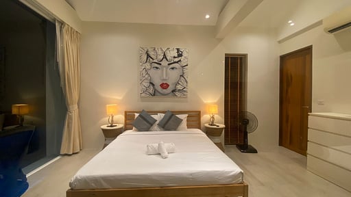 Villa Idyllic V5 Bedroom 1