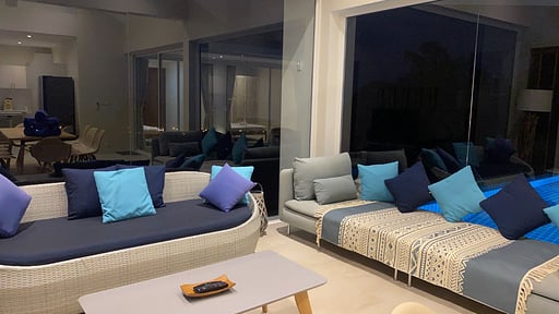 Villa Idyllic V5 Living room