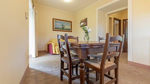 Il Fienile Holiday Home Dining area