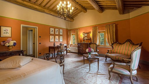 Villa Il Frantoio Bedroom 1