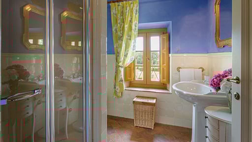 Villa Il Frantoio Bedroom 4