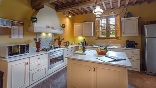Villa Il Frantoio Kitchen