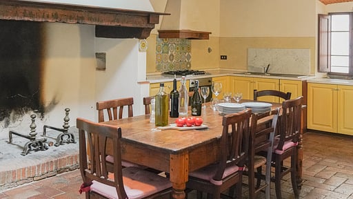 Il Giogo Dining area