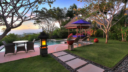 Villa Indah Manis - Bulan Madu Swimming pool