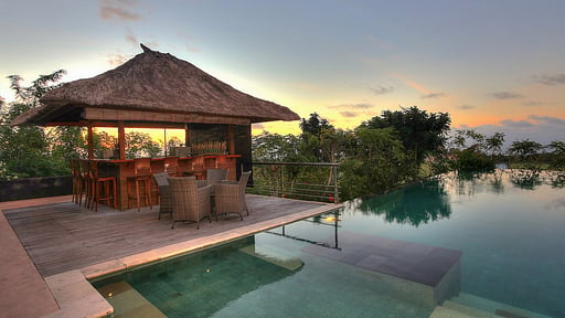 Villa Indah Manis Swimming pool 1