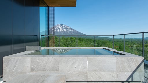 Intuition Yotei Penthouse Residence Jacuzzi