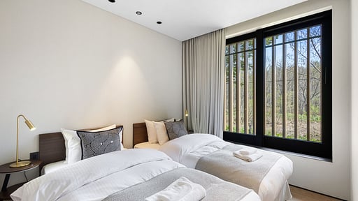 Iori Niseko Chalet Bedroom 4