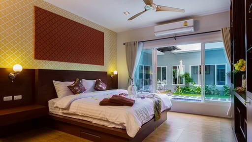 Irawan House Спальня 1