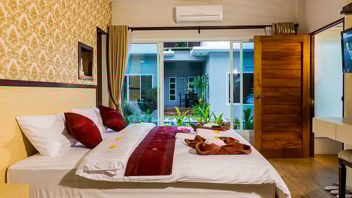 Irawan House Спальня 3