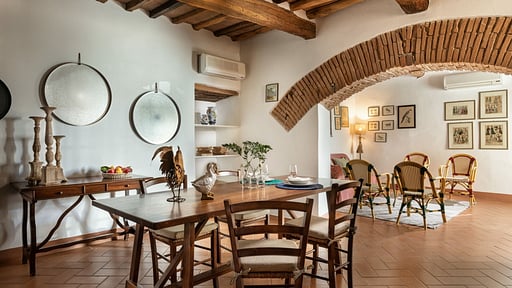 Iride Apartment Dining area