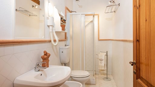 Iride Apartment Bedroom 1