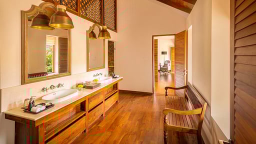 Ishq Colombo Villa Спальня 4