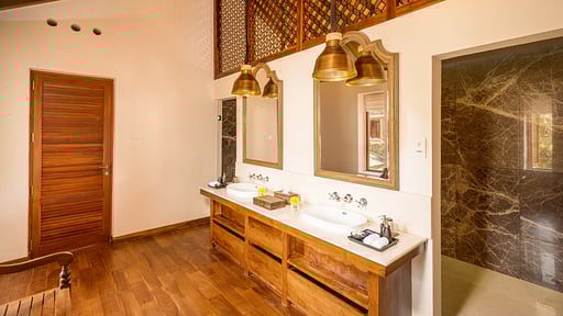 Ishq Colombo Villa Спальня 4