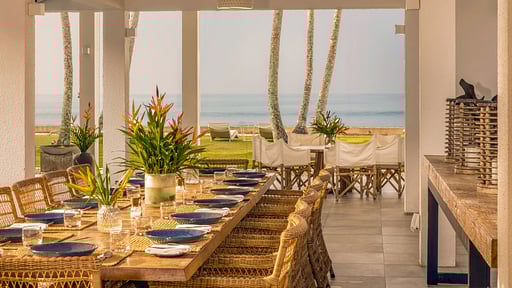 Ishq Talpe Villa Terrace/Veranda