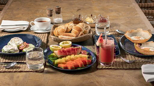 Ishq Talpe Villa Others