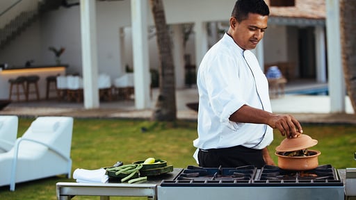 Ishq Talpe Villa Villa staff