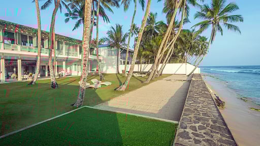 Ishq Talpe Villa Others