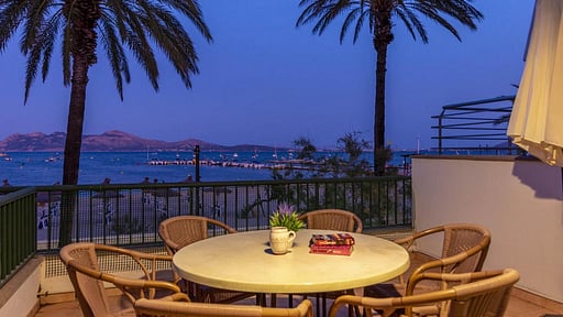 Ivory Apartment Dining area